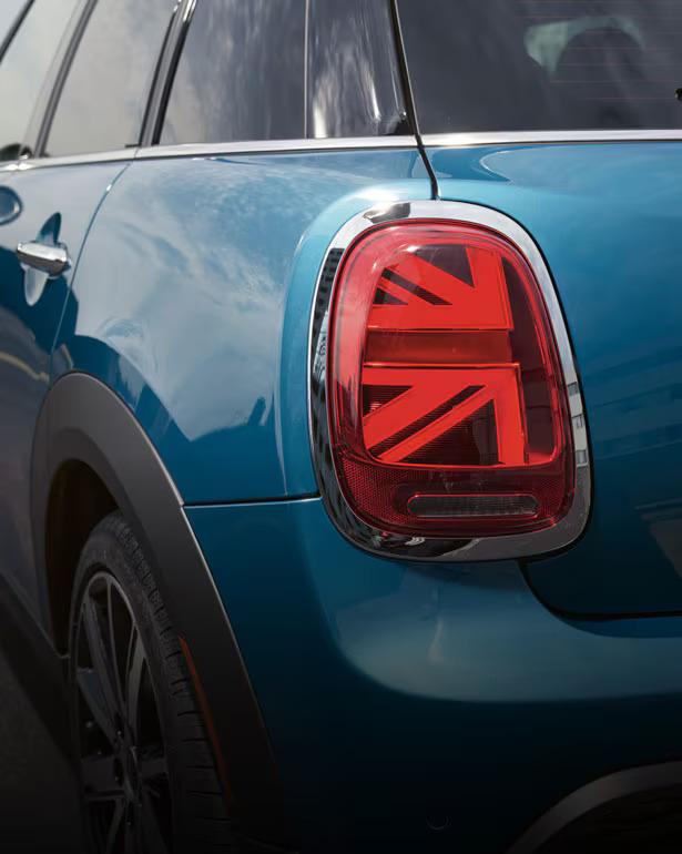 MINIUSA-Hardtop4Door-Exterior-Car2.jpg